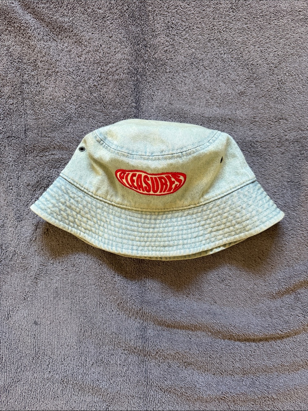 PLEASURES Sun Bleached Bucket Hat